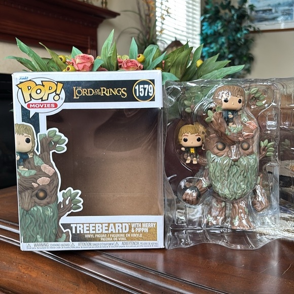 FUNKO SUPER POP! THE LORD OF THE RINGS SUPER TREEBEARD WITH MERRY & PIPPIN 1579 - Picture 6 of 15